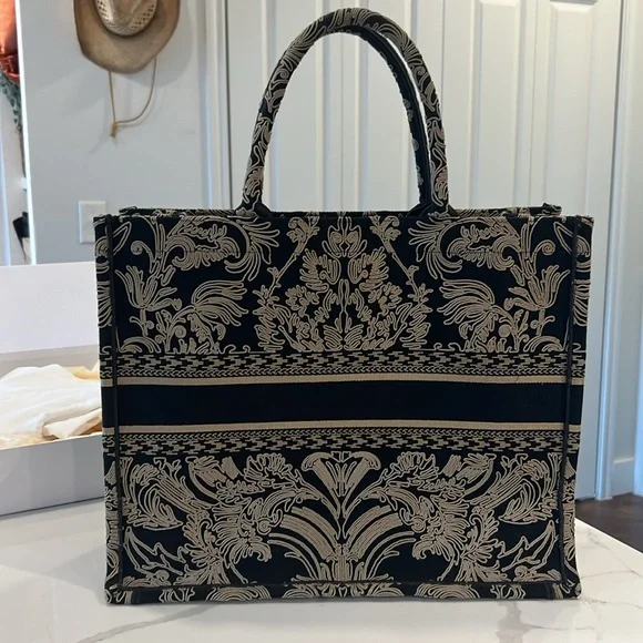 Dior Book Tote L 03C Noir/Beige - Picture 3 of 10